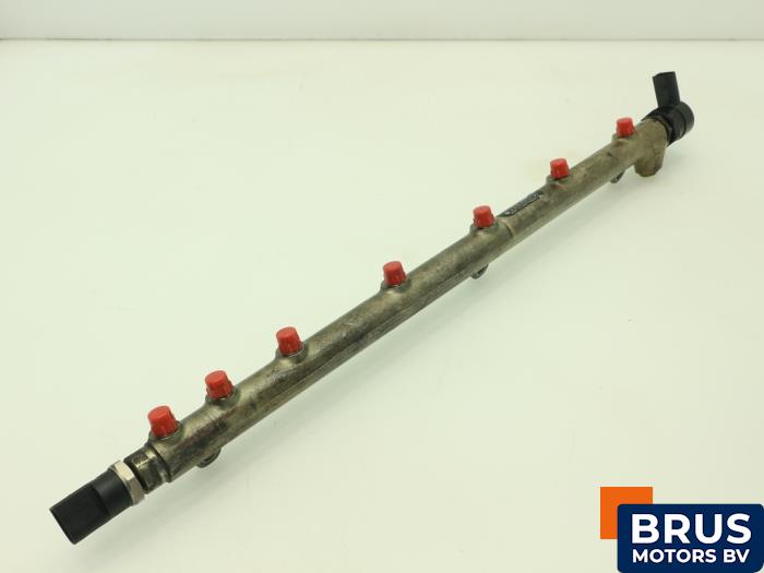 Usagé Système d'injection Mercedes E (W210) 3.2 E-320 CDI 24V Prix € 121,00 Prix TTC proposé par Brus Motors BV