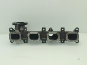 Used Exhaust manifold Iveco New Daily VI 33.180,35.180,52.180,60.180, 70.180. 72.180 Price € 121,00 Inclusive VAT offered by Brus Motors BV