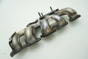 Used Exhaust manifold Renault Master III (FD/HD) 2.5 dCi 120 FAP Price € 90,75 Inclusive VAT offered by Brus Motors BV