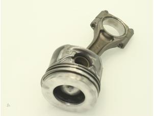 Used Connecting rod BMW 1 serie (F20) 116d 1.5 12V TwinPower Price € 121,00 Inclusive VAT offered by Brus Motors BV