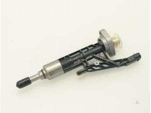 Gebrauchte Injektor (Benzineinspritzung) Mini Clubman (F54) 2.0 Cooper S 16V Preis € 90,75 Mit Mehrwertsteuer angeboten von Brus Motors BV