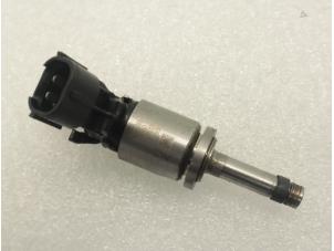 Used Injector (petrol injection) Nissan Qashqai (J11) 1.2 DIG-T 16V Price € 60,50 Inclusive VAT offered by Brus Motors BV