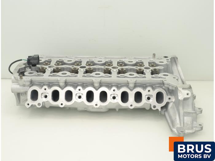 Usagé Culasse Landrover Discovery V (LR) 2.0 Td4 16V Prix € 726,00 Prix TTC proposé par Brus Motors BV