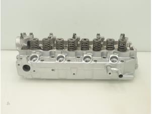 Overhauled Cylinder head Hyundai H-1/Starex Travel 2.5 TD Price € 605,00 Inclusive VAT offered by Brus Motors BV