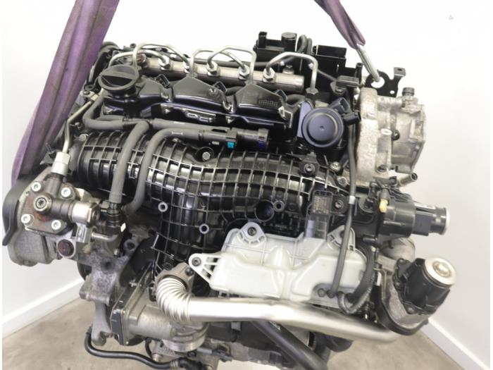 Motor van een Volvo V40 (MV) 2.0 D 16V 2018