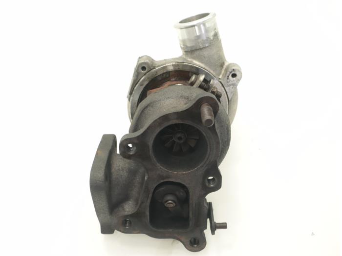 Turbo from a Hyundai H-1/Starex Travel 2.5 TD 2000