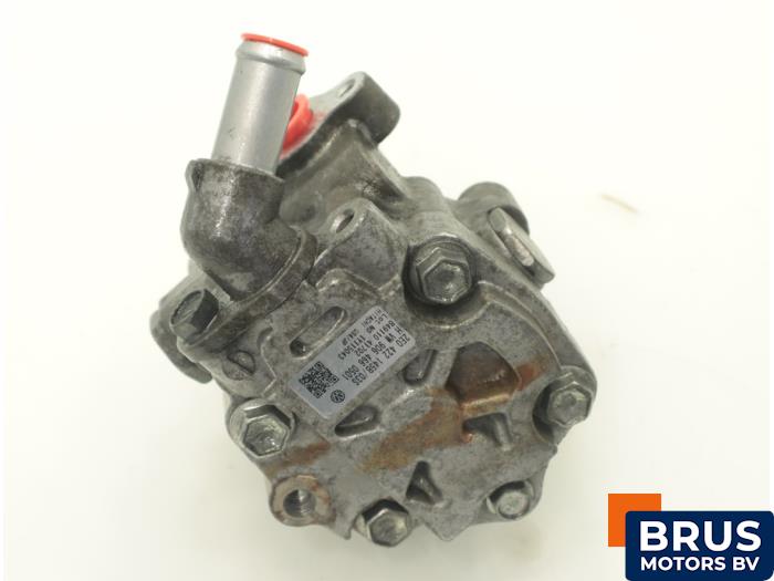 Usagé Pompe de direction Volkswagen Crafter 2.0 TDI 16V Prix € 181,50 Prix TTC proposé par Brus Motors BV