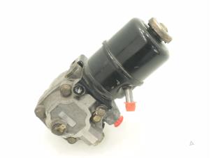 Used Power steering pump Mitsubishi Pajero Hardtop (V6/7) 3.2 DI-D 16V Price € 121,00 Inclusive VAT offered by Brus Motors BV