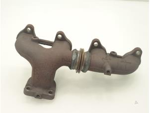 Used Exhaust manifold Toyota Land Cruiser (J12) 3.0 D-4D 16V Price € 121,00 Inclusive VAT offered by Brus Motors BV