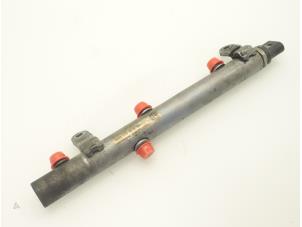 Used Fuel injector nozzle Mercedes C (W204) 3.0 C-320 CDI V6 24V Price € 121,00 Inclusive VAT offered by Brus Motors BV