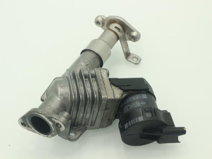 EGR valve from a BMW 3 serie (E92) 320i 16V 2013