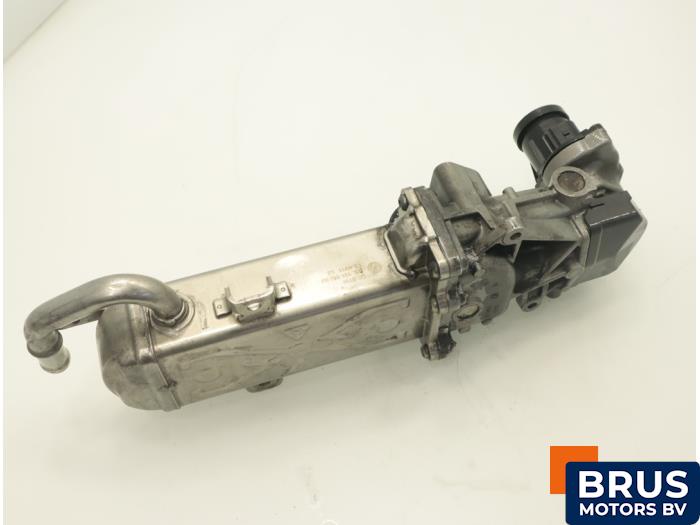 AGR Ventil van een Volkswagen Caddy IV 2.0 TDI 16V DPF 2016