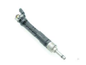 Used Injector (petrol injection) Renault Kadjar (RFEH) 1.3 TCE 140 FAP 16V Price € 60,50 Inclusive VAT offered by Brus Motors BV