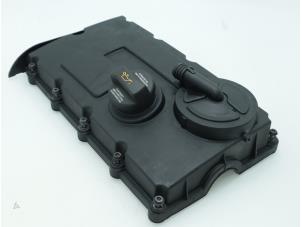 Used Rocker cover Seat Leon (1P1) 2.0 TDI 16V Price € 90,75 Inclusive VAT offered by Brus Motors BV