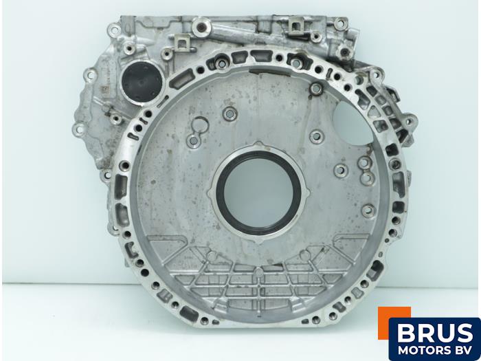 Used Timing cover Mercedes E (W213) E-400d 2.9 24V 4-Matic Price € 151,25 Inclusive VAT offered by Brus Motors BV