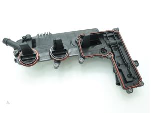 Used Rocker cover Mitsubishi Outlander (CW) 2.2 DI-D 16V 4x4 Price € 121,00 Inclusive VAT offered by Brus Motors BV