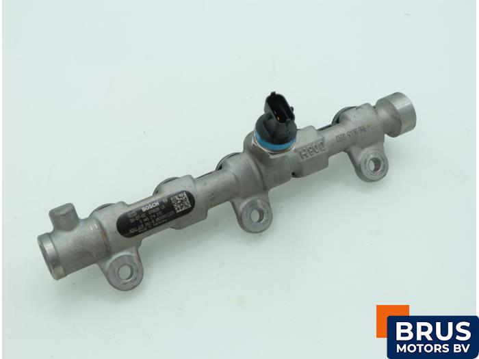 Usagé Système d'injection Renault Master III (FV) 2.3 dCi 125 16V RWD Prix € 121,00 Prix TTC proposé par Brus Motors BV