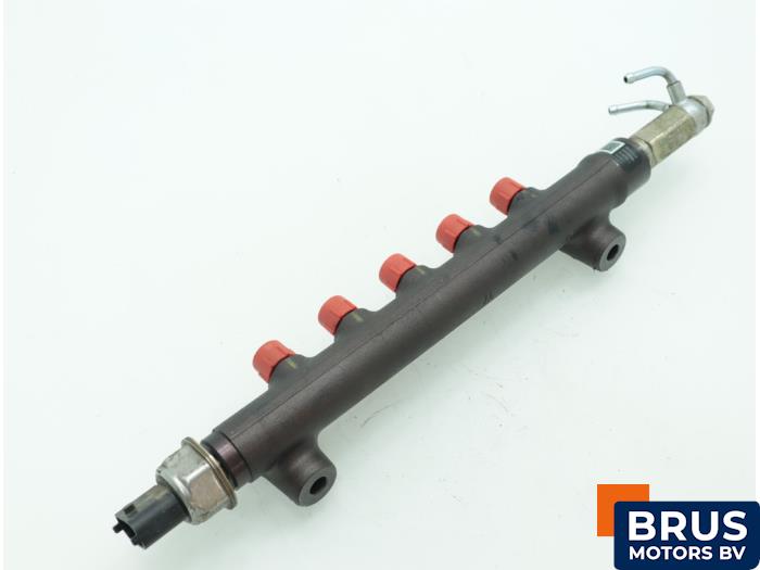 Usagé Système d'injection Opel Astra K 1.6 CDTI 110 16V Prix € 90,75 Prix TTC proposé par Brus Motors BV