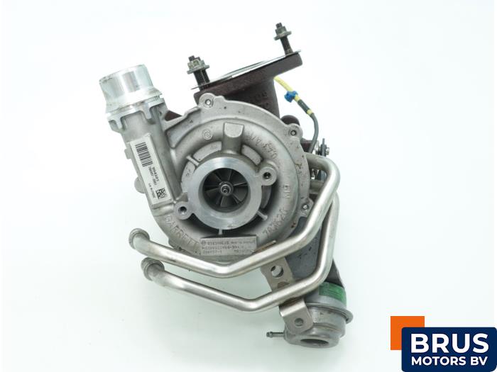Używane Turbo Renault Master III (FV) 2.3 dCi 125 16V RWD Cena € 302,50 Z VAT oferowane przez Brus Motors BV