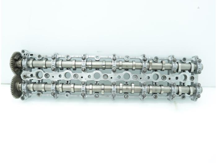 Camshaft from a BMW 5 serie Gran Turismo (F07) 535d 24V 2015