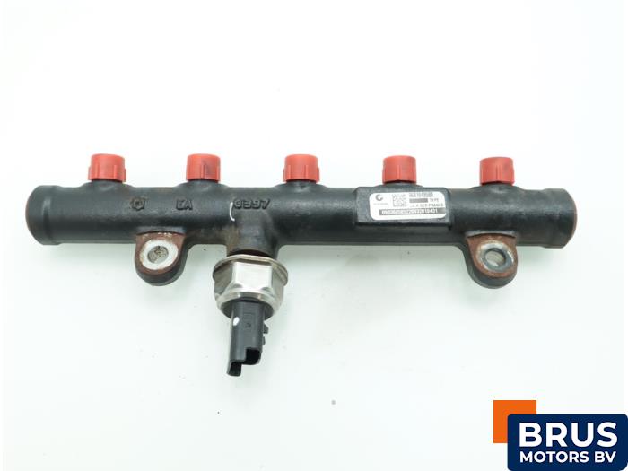 Gebrauchte Einspritzdüse (Einspritzer) Citroen Jumpy (G9) 2.0 HDI 120 16V Preis € 90,75 Mit Mehrwertsteuer angeboten von Brus Motors BV