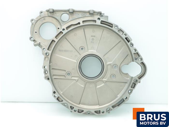Usagé Couvercle de distribution Landrover Discovery V (LR) 2.0 Td4 16V Prix € 151,25 Prix TTC proposé par Brus Motors BV