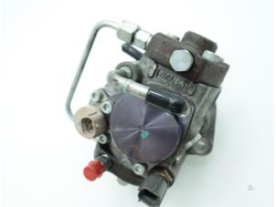 Used Mechanical fuel pump Toyota Avensis (T25/B1B) 2.0 16V D-4D-F Price € 211,75 Inclusive VAT offered by Brus Motors BV