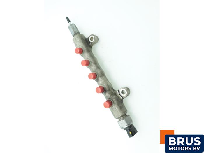 Usagé Système d'injection Toyota Avensis (T25/B1B) 2.0 16V D-4D-F Prix € 121,00 Prix TTC proposé par Brus Motors BV