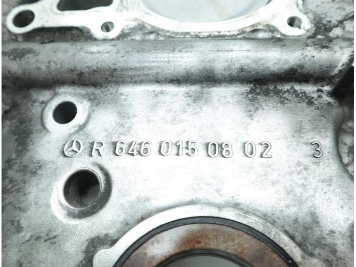 Obudowa rozrzadu z Mercedes-Benz Vito (639.6) 2.2 109 CDI 16V 2008