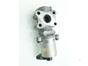 Used EGR valve Toyota Avensis (T27) 2.0 16V D-4D-F Price € 90,75 Inclusive VAT offered by Brus Motors BV
