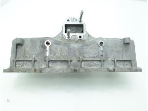 Used Intake manifold Toyota Avensis (T25/B1B) 2.0 16V D-4D-F Price € 121,00 Inclusive VAT offered by Brus Motors BV