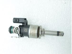 Usagé Injecteur (injection essence) Ford Focus 4 1.0 Ti-VCT EcoBoost 12V 125 Prix € 60,50 Prix TTC proposé par Brus Motors BV