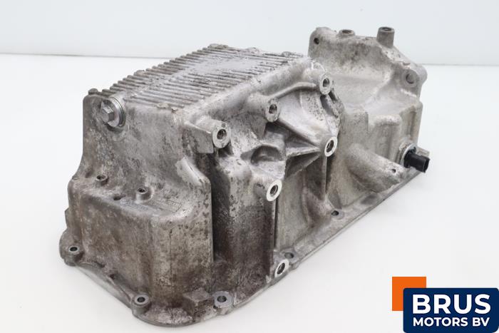 Usagé Couvercle carter Opel Combo 1.6 CDTI 16V Prix € 121,00 Prix TTC proposé par Brus Motors BV
