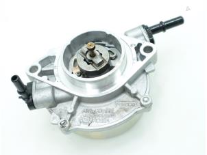 Used Vacuum pump (diesel) Ford Ranger 3.2 TDCi 20V 4x4 Price € 90,75 Inclusive VAT offered by Brus Motors BV