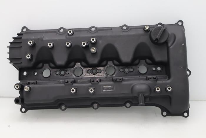 Rocker cover from a Mitsubishi L-200 2.4 Clean Diesel 2015