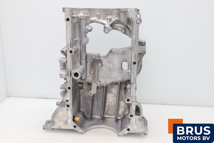 Usagé Couvercle carter Renault Espace (RFCJ) 1.8 Energy Tce 225 Prix € 121,00 Prix TTC proposé par Brus Motors BV