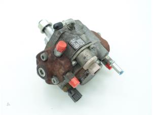 Used Mechanical fuel pump Ford Transit 2.4 TDCi 16V 4x4 Price € 151,25 Inclusive VAT offered by Brus Motors BV