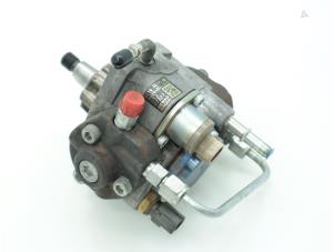 Used Mechanical fuel pump Ford Transit 2.4 TDCi 16V 4x4 Price € 151,25 Inclusive VAT offered by Brus Motors BV