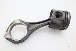 Used Connecting rod Mercedes Sprinter 3,5t (906.63) 318 CDI 24V Price € 90,75 Inclusive VAT offered by Brus Motors BV