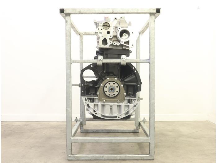 Engine from a Opel Movano 2.3 CDTi 16V RWD 2016