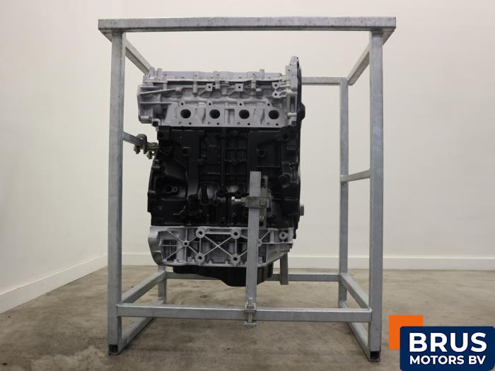 Overhauled Engine Nissan NV 400 2.3 dCi 125 16V RWD Price € 4.235,00 Inclusive VAT offered by Brus Motors BV