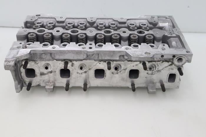 Cylinder head from a Opel Combo (Corsa C) 1.3 CDTI 16V 2010