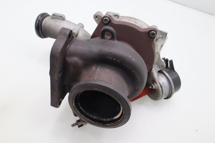 Turbo from a Volkswagen Crafter (SY) 2.0 TDI 2020