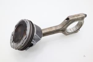 Used Connecting rod BMW 3 serie (F30) 328i 2.0 16V Price € 121,00 Inclusive VAT offered by Brus Motors BV