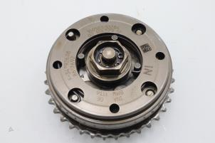 Used Camshaft sprocket BMW 3 serie (G20) 320i 2.0 TwinPower Turbo 16V Price € 181,50 Inclusive VAT offered by Brus Motors BV