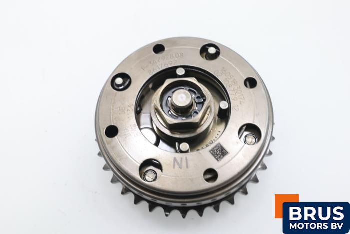 Begagnade Kamaxeldrev Mini Mini (F56) 1.2 12V One Pris € 181,50 Inklusive moms erbjuds av Brus Motors BV
