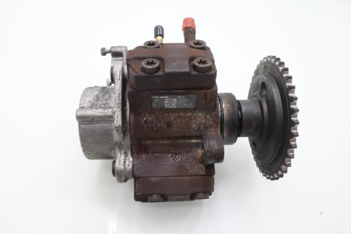 Mechanical fuel pump from a Ford Ranger 2.2 TDCi 16V 150 4x2 2014