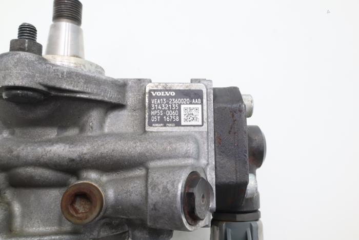 Mechanical fuel pump Volvo XC90 II 2.0 D5 16V AWD - 31432135 D4204T23 VOLVO