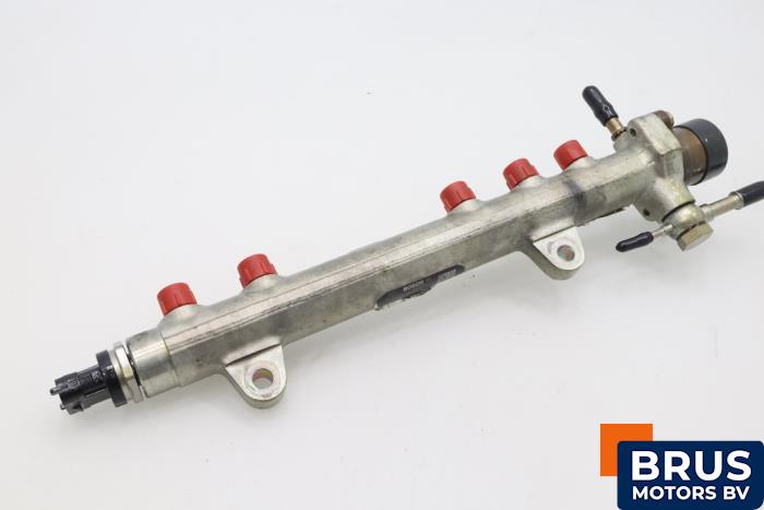 Usagé Système d'injection Fiat Punto II (188) 1.3 JTD 16V Prix € 90,75 Prix TTC proposé par Brus Motors BV