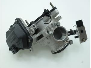 Used EGR valve Landrover Range Rover Evoque (LVJ/LVS) 2.2 eD4 16V Price € 121,00 Inclusive VAT offered by Brus Motors BV